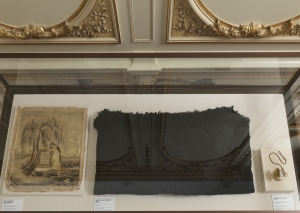 Case with UK Mourning Sampler, Lincoln's casket cover and watch " Photo by Matt Flynn © 2014 Cooper Hewitt, Smithsonian Design Museum